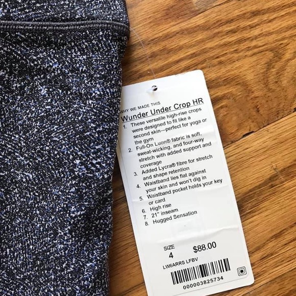 Lululemon Wunder Under Crop - Picture 2 of 6
